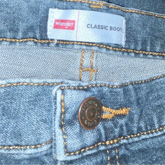 Wrangler Boys Classic Boot Blue Denim Jeans Size 12 Husky - Picture 6 of 7